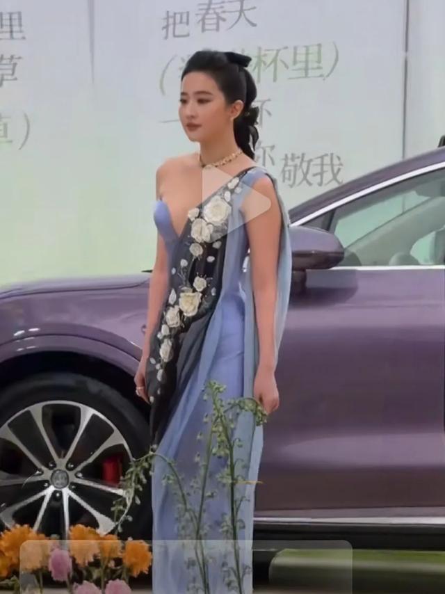 刘亦菲拉丁舞表演