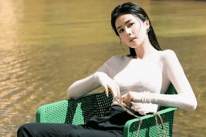 搞笑生活瞬间集锦：大爷发型、二汪服务、猫咪尾巴