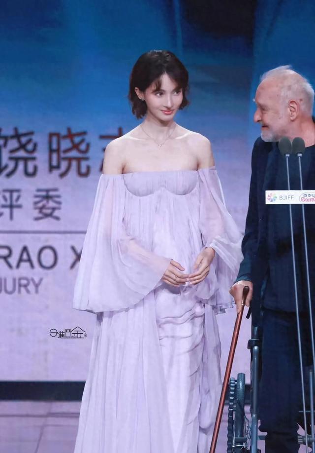金晨性感写真